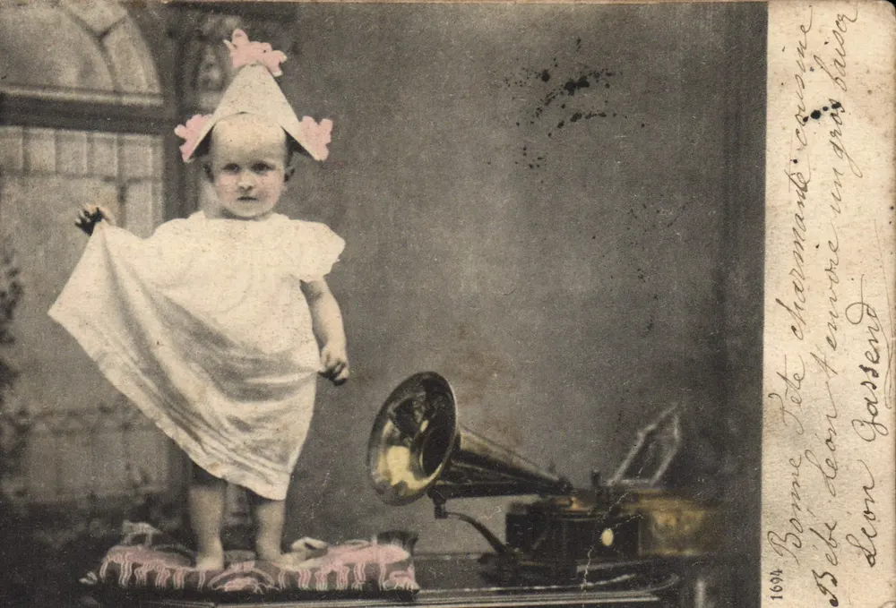 Bebê Bota charmosa cavaleira — 1904 — editor desconhecido - Frente