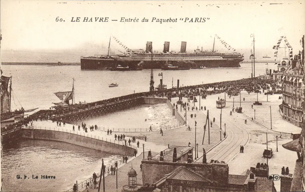 Le Havre — Einfahrt des Dampfschiffes "Paris" — G. F. Le Havre, Nr. 60 - Vorderseite