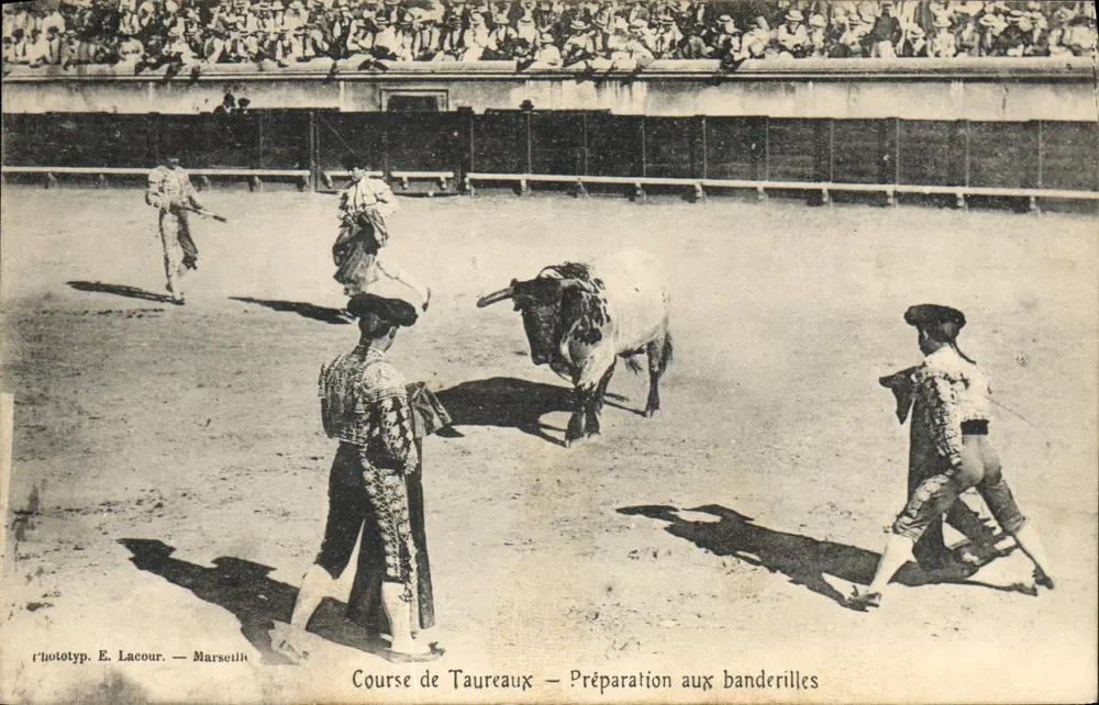 Stierkampf — Vorbereitung auf die Banderillas — Phototyp. E. Lacour — Marseille - Vorderseite
