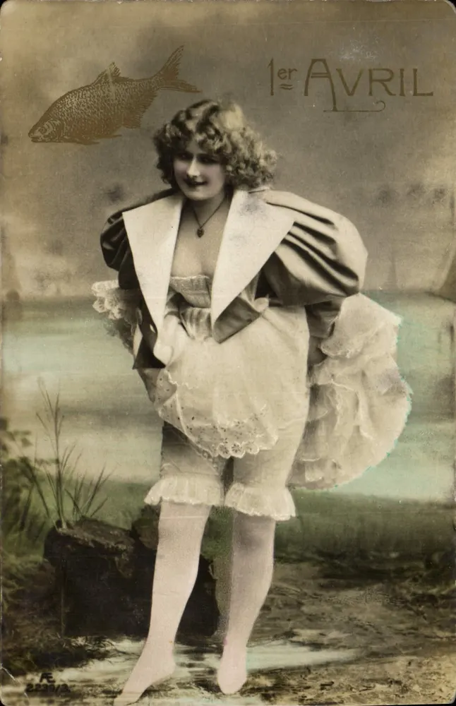 Frau im Badeanzug — 1. APRIL — Verlag PE, Nr. 2239/3 - Vorderseite