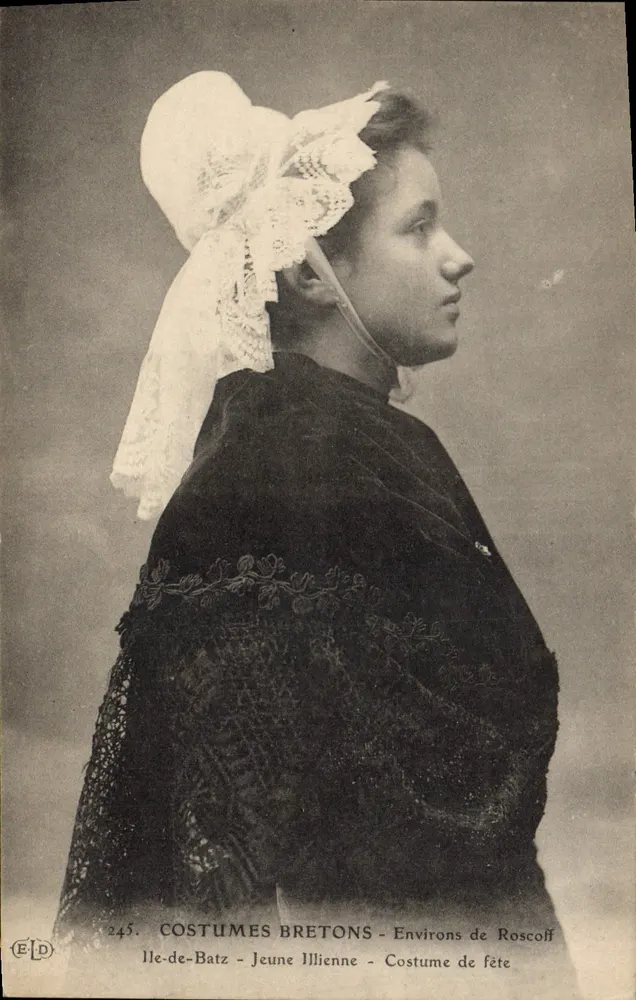 Bretone Kleidung — Umgebung von Roscoff — Mädchen im Festkleid — Verlag ELD, Nr. 245 - Vorderseite