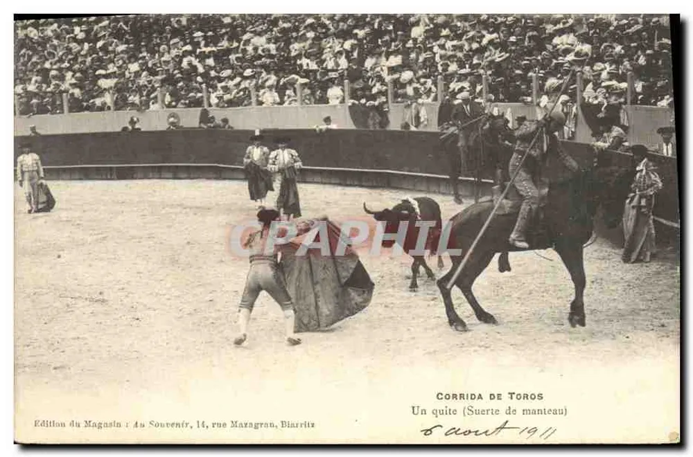 Corrida de Toros — Un quite (Suerte de manteau) — Édition du Magasta : Au Souvenir, 14, rue Mazagran, Biarritz - Vorderseite