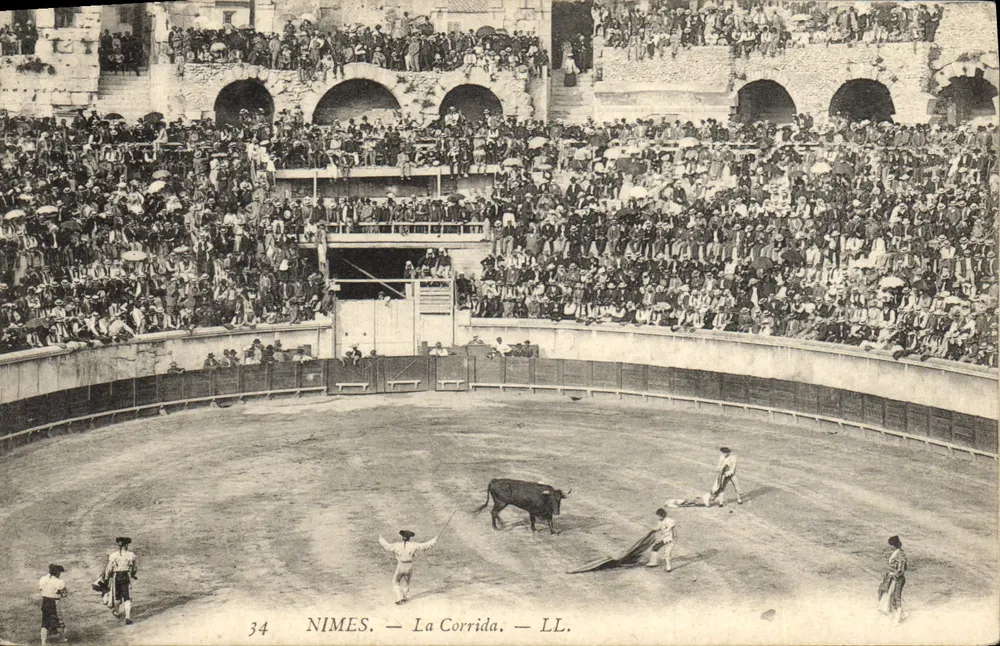 Nîmes — A Corrida — LL. — N°34 - Frente