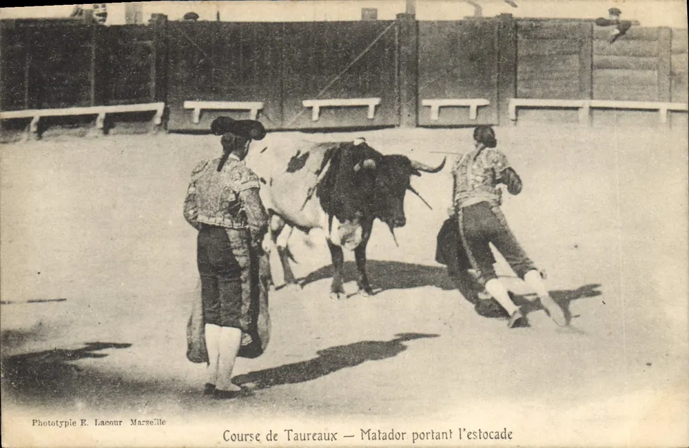Stierkampf — Matador bei der Estocade — Phototypie E. Lacour Marseille - Vorderseite