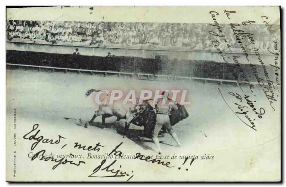 Corrida de touros — Bonarilho executa uma passada de muleta ajudada — Fototipia Lecou & Mansbeller - Frente