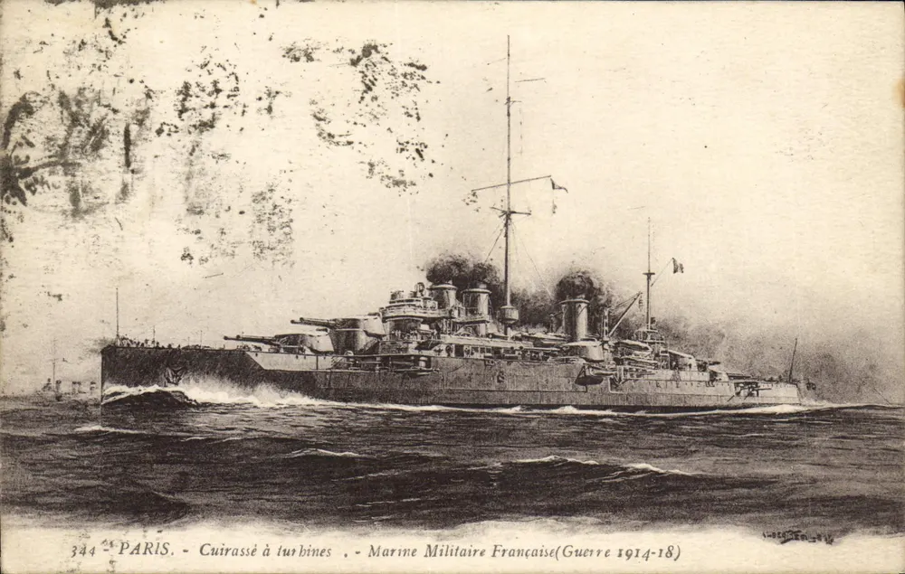 Paris - Turbinenkreuzer - Französische Marine (Krieg 1914-18) - Vorderseite