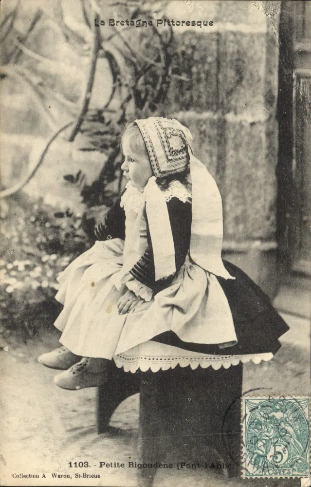 Petite Bigoudène (Font-l'Abbe) — Coleção A. Waron, n°1103 — editor La Bretagne Pittoresque - Frente
