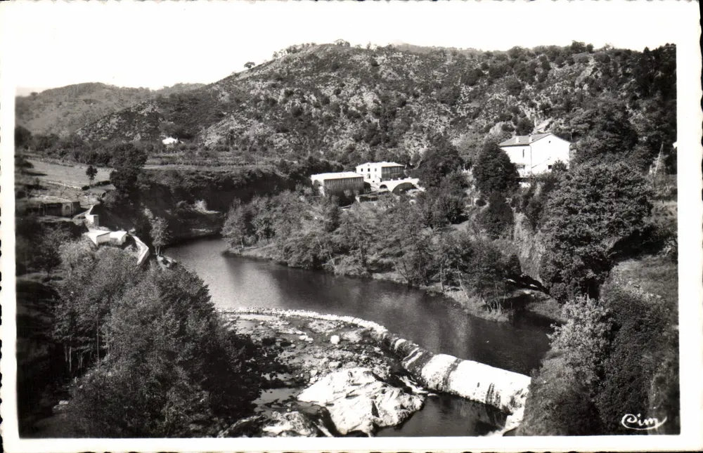 Neyrac-les-Bains — Tal der Ardèche und Usines de sole — Cim - Vorderseite