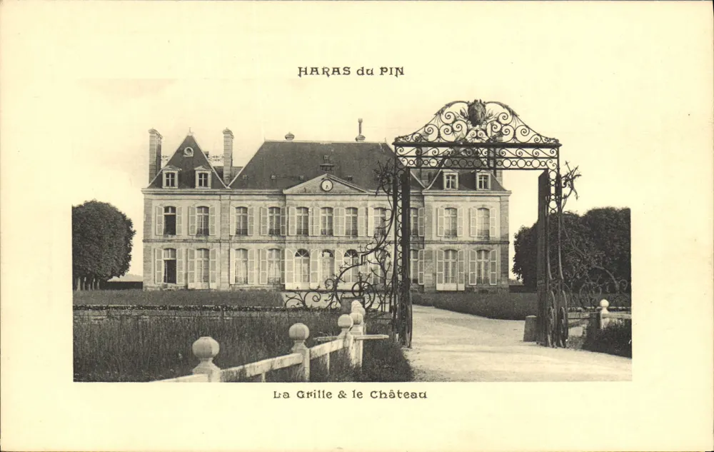 Das Schloss und das Tor des Haras du Pin — Haras du Pin, Orne - Vorderseite