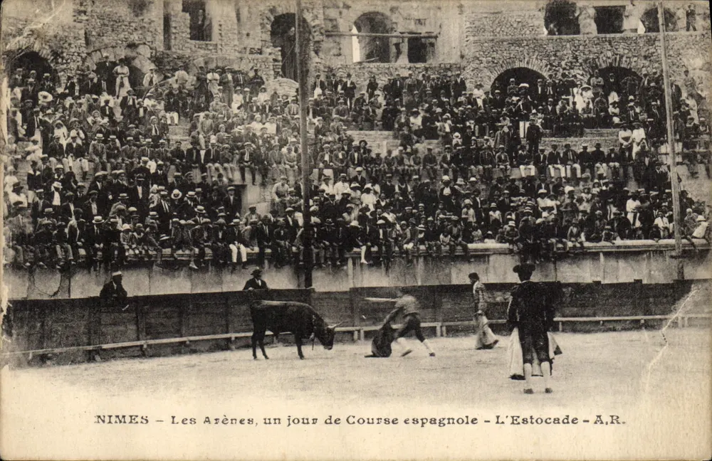 Nîmes - Die Arenen, ein Tag des spanischen Stierkampfs - L'Estocade - A.R. - Vorderseite