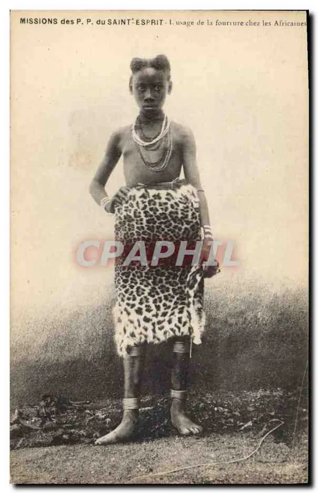 Afrikanische Frau in einer Leopardenhaut — Missions P.P. du Saint-Esprit — Phototype J. Bienaime, Reims - Vorderseite