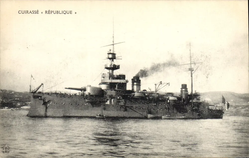 Cruiser « République » — França — Editor F.19 - Frente