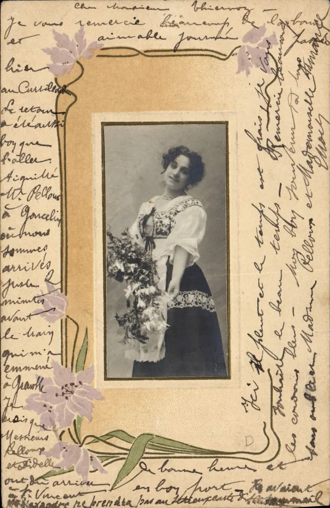 Frau in Kleid mit Mustern — gerahmtes Foto — Grenoble, Frankreich - Vorderseite