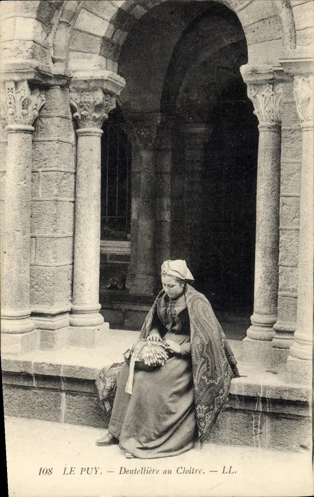 Le Puy — Loomster in het Cloister — LL. n° 108 - Voorkant