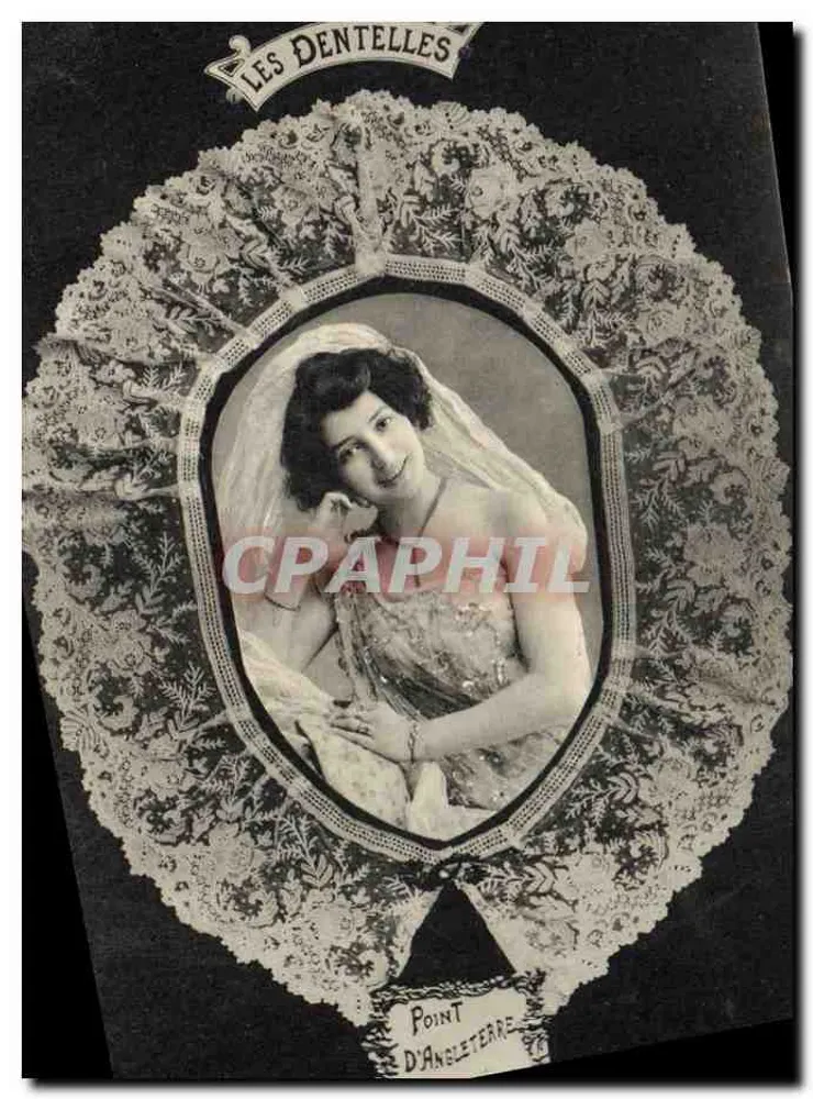 Mulher em vestido de renda inglesa — As Rendas — Fototipo A. Burgérent, Nancy - Frente