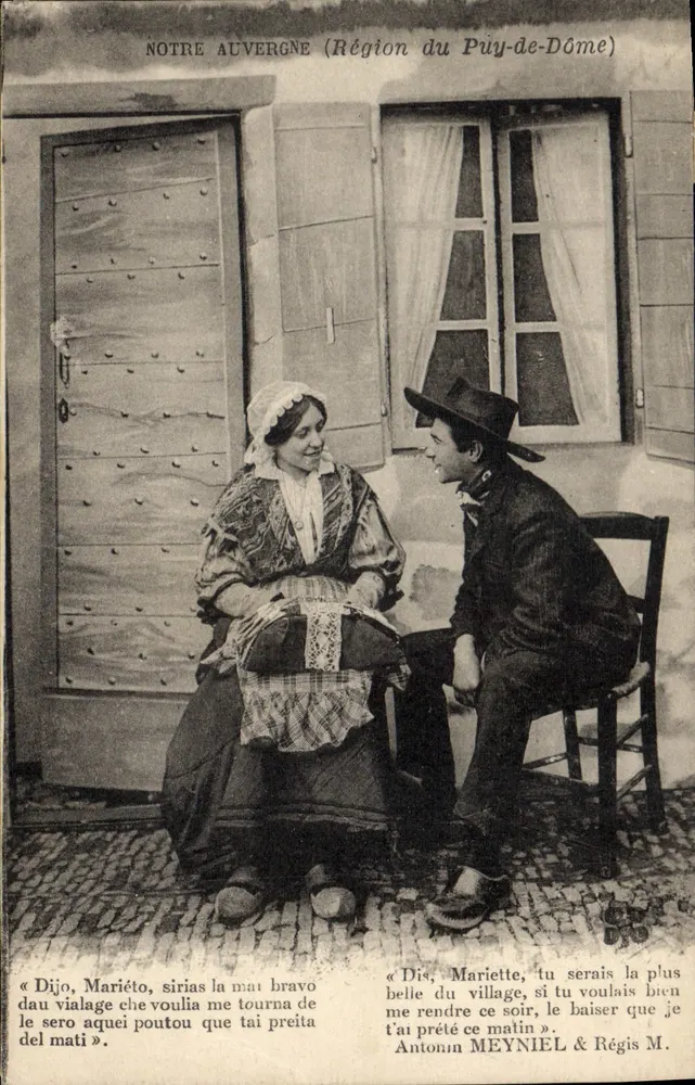 Nossa Auvergne (Região do Puy-de-Dôme) — cena de aldeia — Antonin Meyniel & Régis M. - Frente