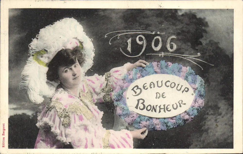Frau im eleganten Kleid — mit einem Korb, der 'Beaucoup de Bonheur' trägt — Edition Bergeret, n° 1906 - Vorderseite