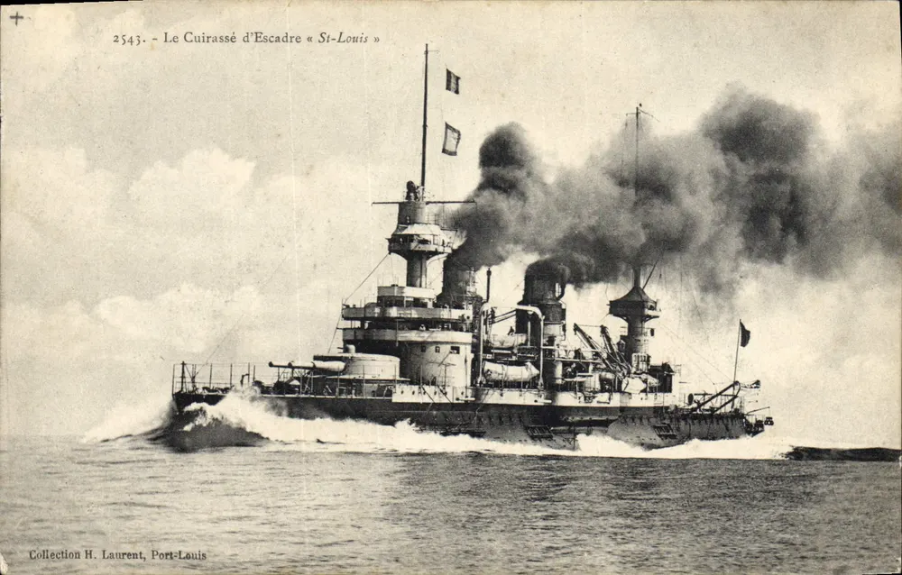 Die Schlachtfahrerpanzer « St-Louis » — Sammlung H. Laurent, Port-Louis - Vorderseite