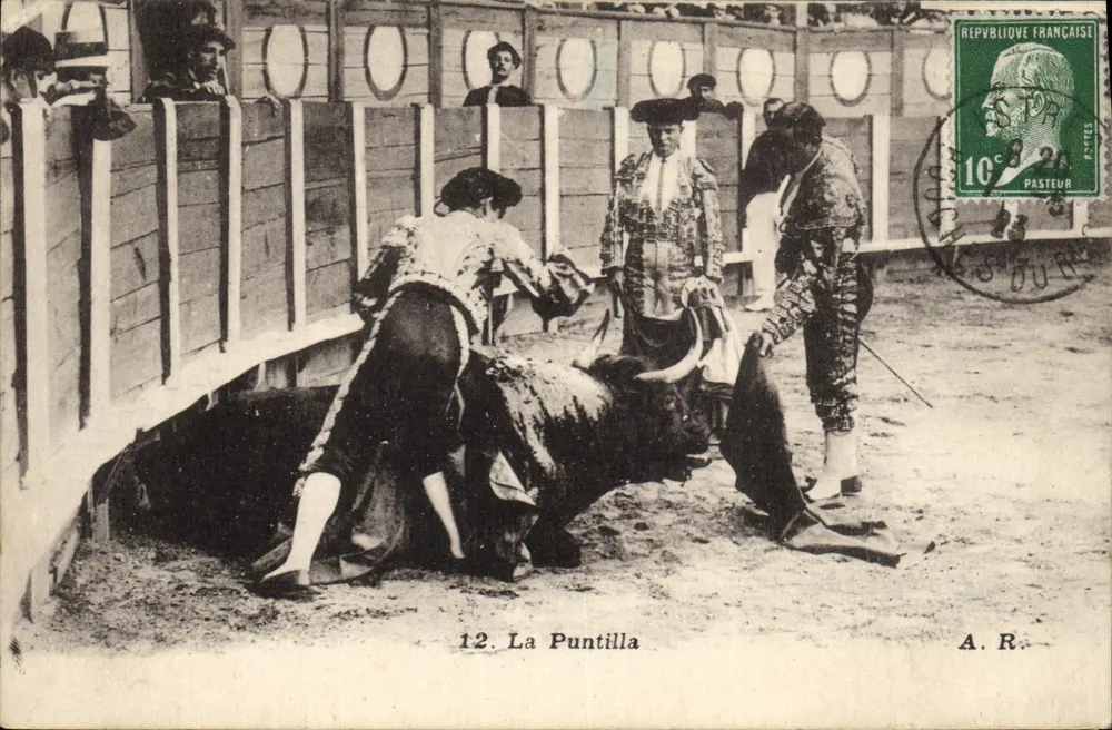 La Puntilla — cena de tauromaquia — A.R. (editor) - Frente