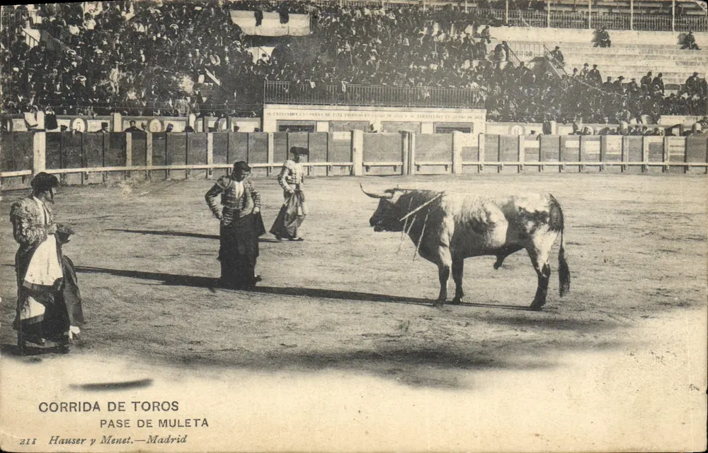 Corrida de touros — Pase de Muleta — Hauser y Menet, n°211 - Frente