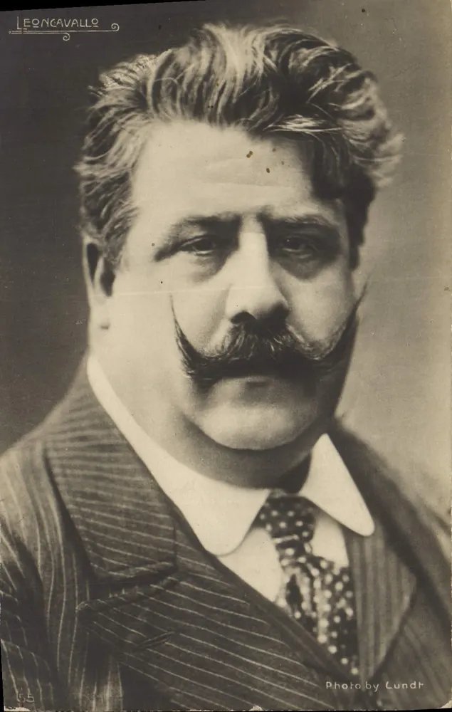Retrato de Leoncavallo — Foto por Lundt — série 55 - Frente