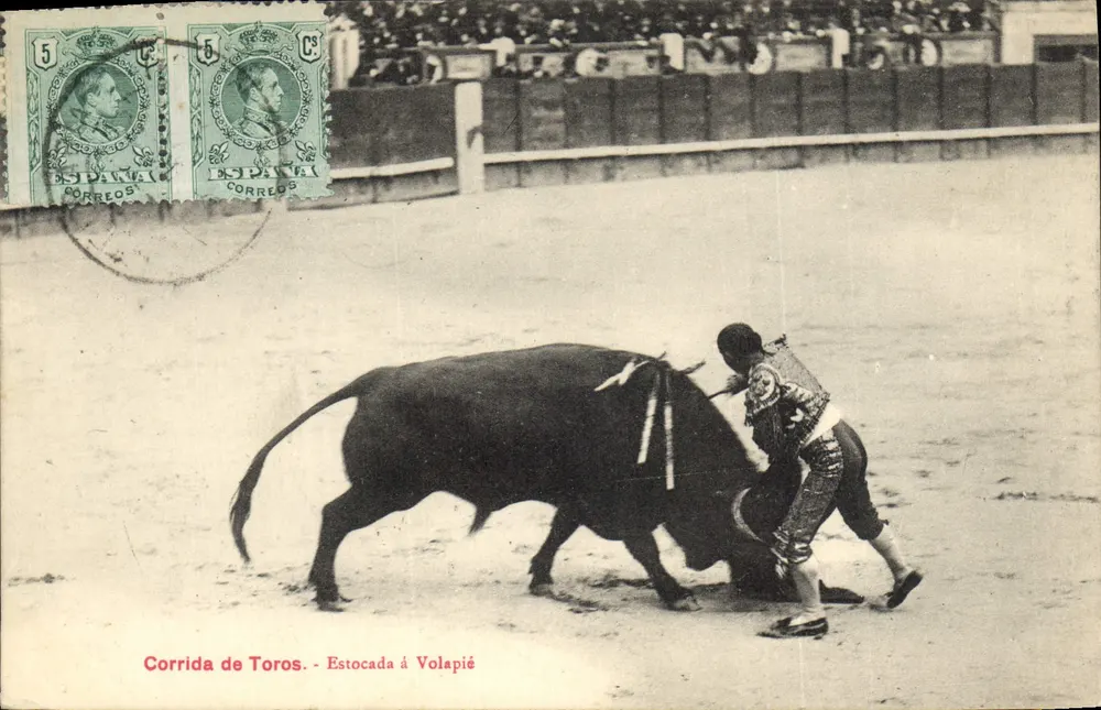 Corrida de Touros — Estocada à Volapié — Éditeur Bug Panulli, n° A - Frente