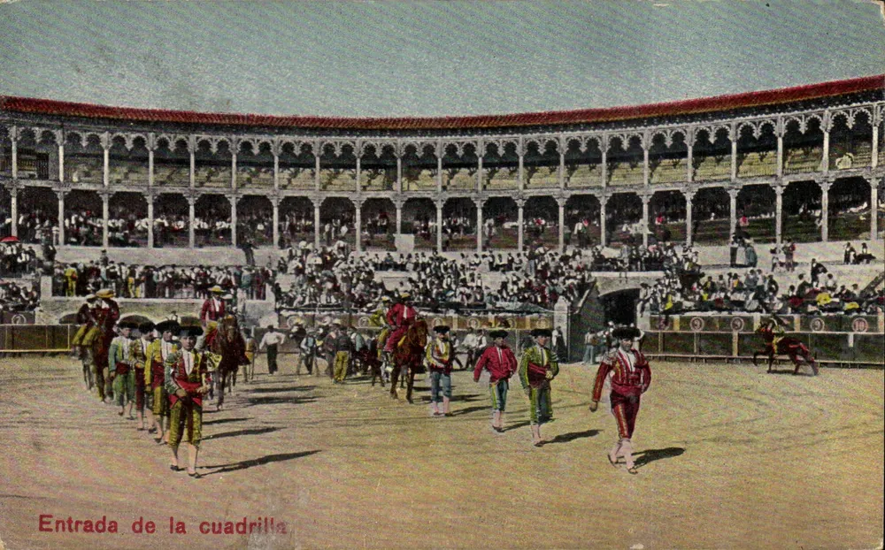 Einlass der Mannschaft — Plaza de Toros von Sevilla — 4508 - Vorderseite