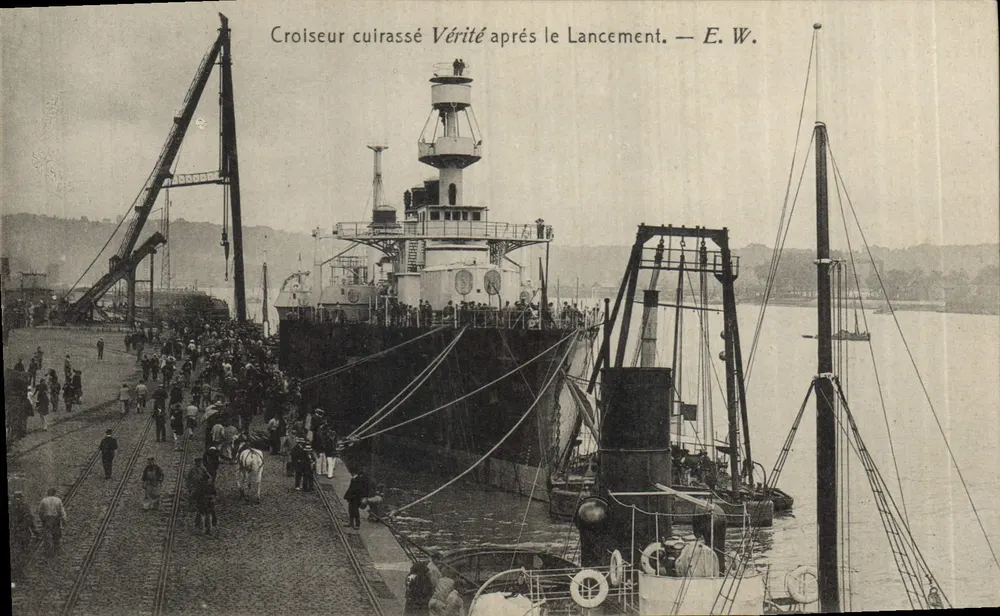 Panzerkreuzer Vérité nach der Werft — E. W. - Vorderseite