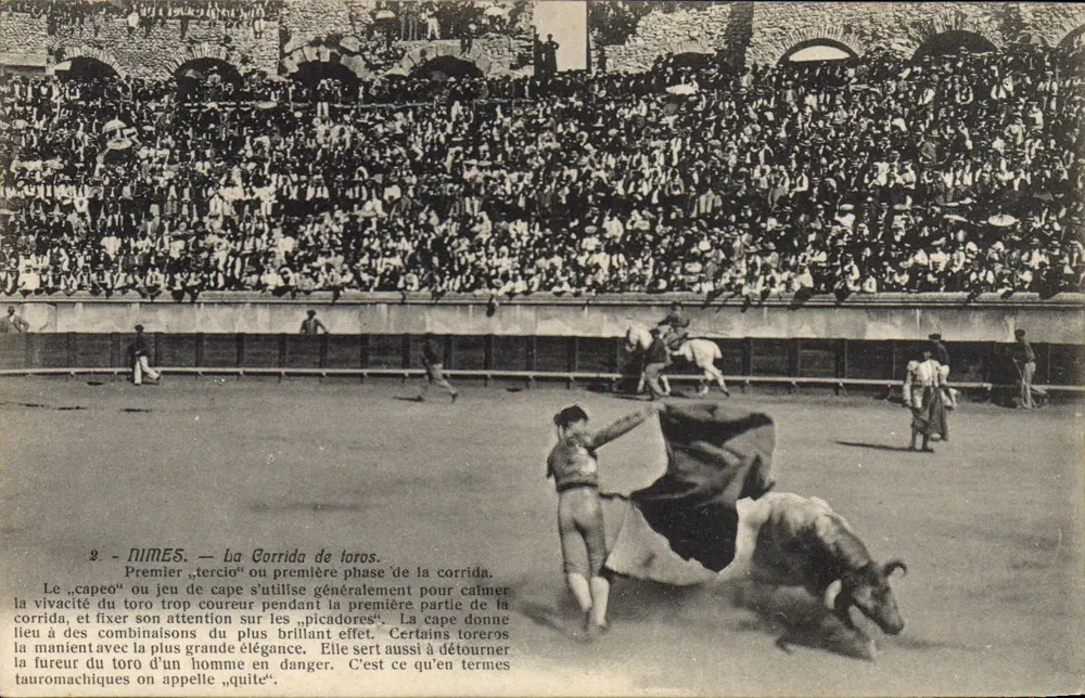 Nîmes — De corrida van toros. Eerste « tercio » of eerste fase van de corrida. - Voorkant