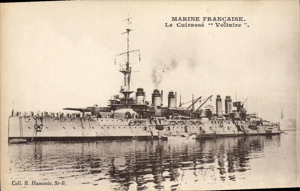 O Cuirassado "Voltaire" — Marinha Francesa — Coll. E. Hamonic, St-B. - Frente