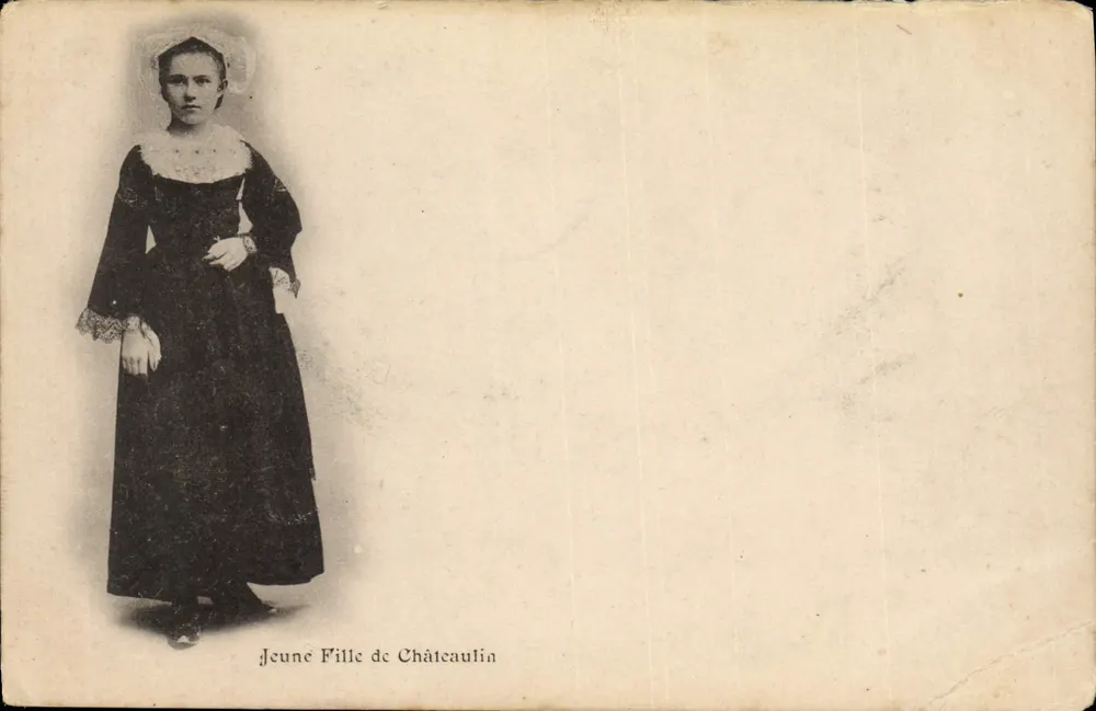 Jovem Moça de Châteaulin — retrato — editor não identificado, número de série não visível - Frente