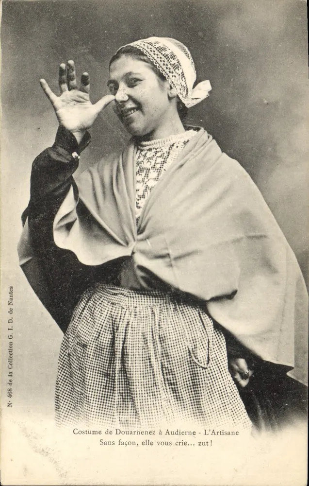 Costume di Douarnenez ad Audierne — L'Artisane — G. I. D. de Nantes, N° 408 - Recto