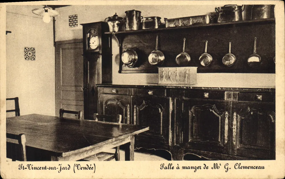 Esszimmer von Frau G. Clemenceau — St-Vincent-sur-Jard (Vendée) - Vorderseite