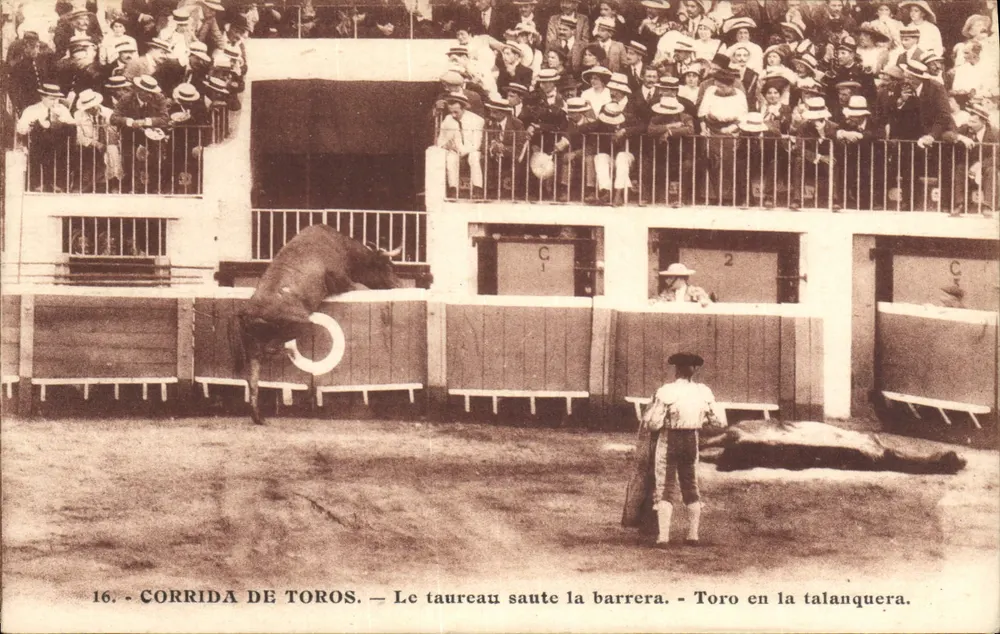 Corrida de toros — Der Stier springt über die Barriere — Union Universal de Correos - Vorderseite