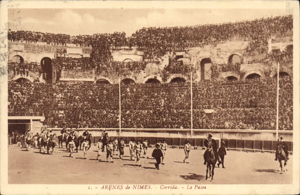 Arenen von Nîmes — Stierkampf — Le Paseo - Vorderseite