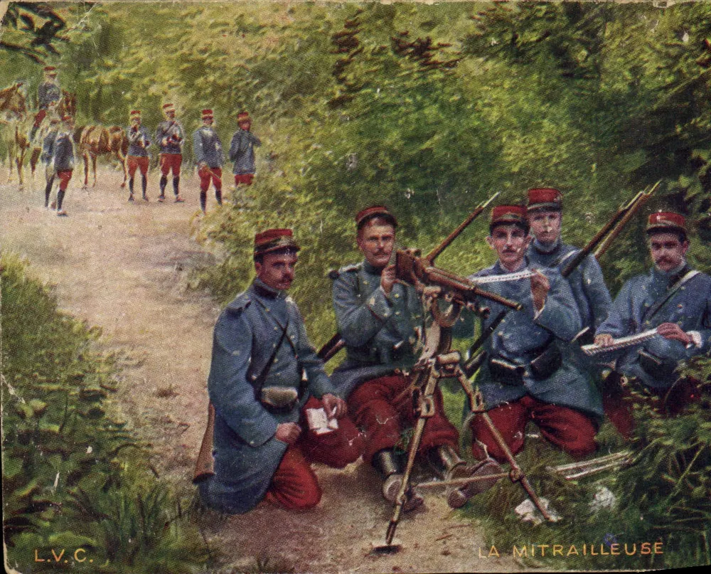 Soldats français avec mitrailleuse — scène de campagne forestière — éditeur L.V.C. n° 147 - Frente
