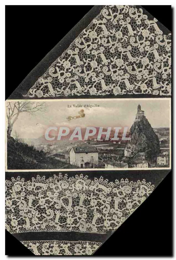 Die Schlucht von Aiguilhe — Ansicht des Dorfes und des Schlosses auf Felsen — Verlag MARGERIT-BREMOND, Le Puy (Haute-Loire) - Vorderseite
