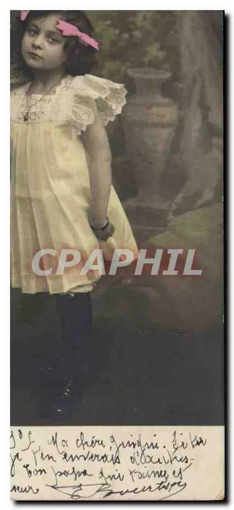 Menina em vestido amarelo — decoração de jardim — editor P.F. B. Schwarz, n° 305 - Frente
