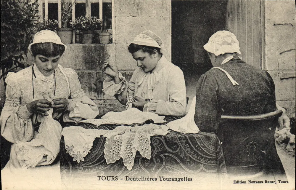 Tours - Tourangelles-Lace-Macher — Edition Nouveau Bazar, Tours - Vorderseite