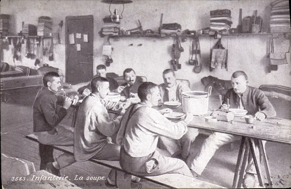 Infanterie. Die Suppe — 3583 — L.V. & Cie - Vorderseite