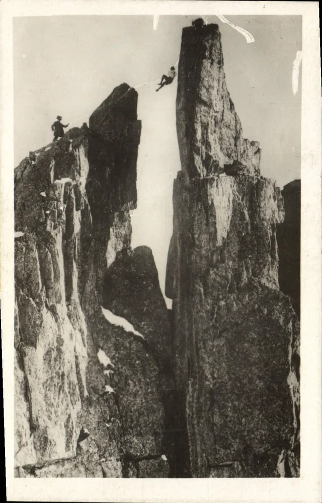 Chamonix. Travesía de los Clochetons de Plan-Praz — editor G. Monnier, Chamonix - Anverso