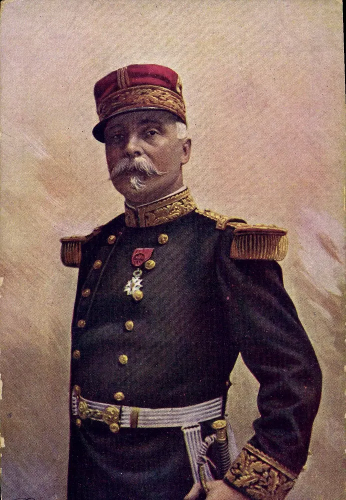 Geral francês em uniforme — retrato — editor LA CONFIANCE - Frente