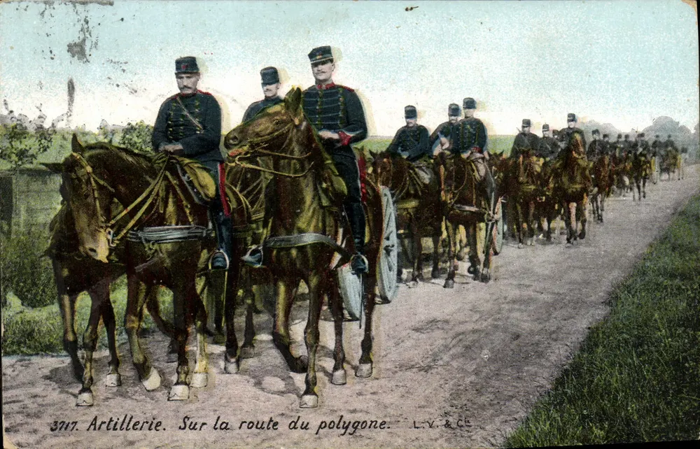 Artillerie. Auf dem Weg zum Polygon — L.V. & Cie, Nr. 3717 - Vorderseite