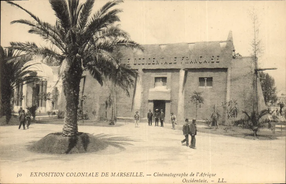 Kolonialausstellung von Marseille — Cinématographe der Westafrika — LL. - Vorderseite