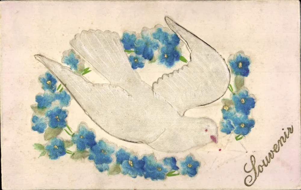 Weiße Taube umgeben von blauen Blumen — Erinnerungskarte — Ansichtskarte - Vorderseite