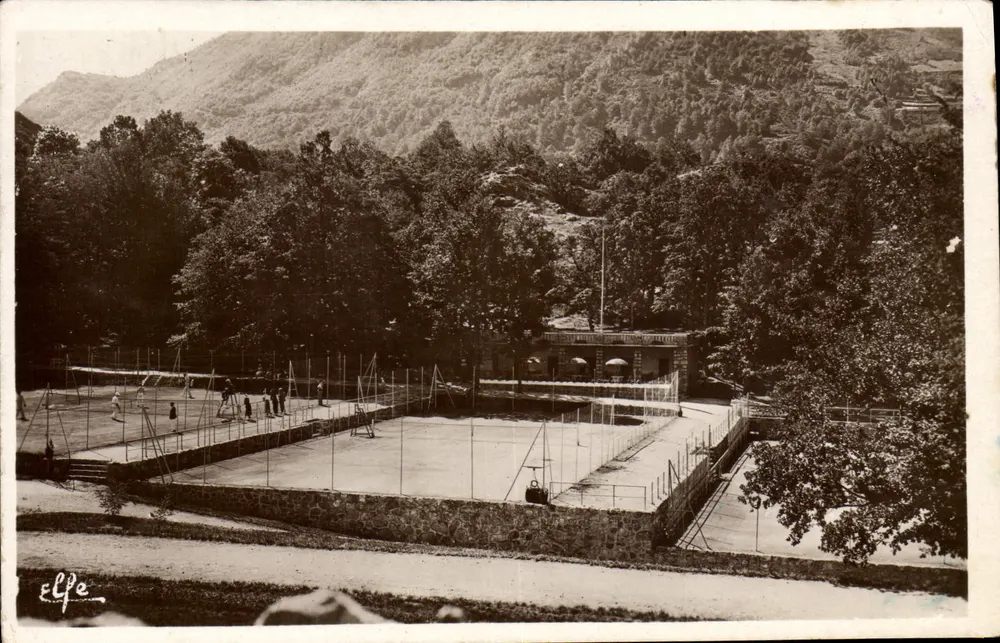 Ax-les-Thermes — Os tênis — cliché Ollier - Frente