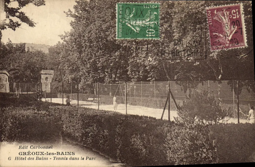 Gréoux-les-Bains — Tennis im Park — Edit Carbonnel - Vorderseite