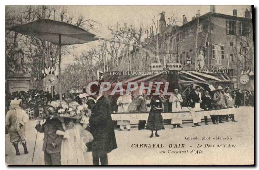 Karneval von Aix — Die Brücke des Bogen — Guendé, Foto. Marseille - Vorderseite