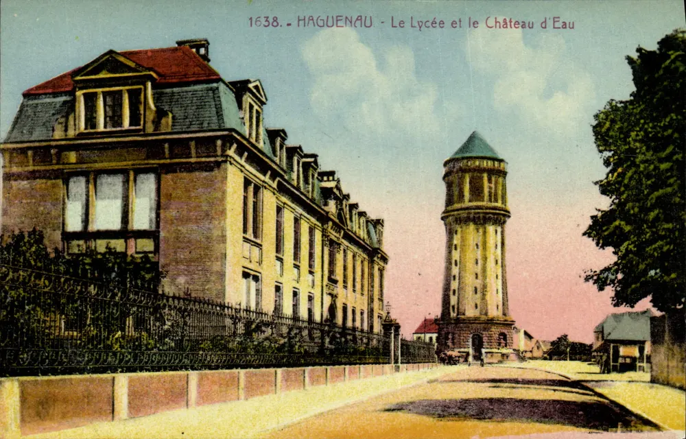 HAGUENAU — Das Gymnasium und das Wasserwerk — Verlag: 'La Cigogne' Karten, Straßburg - Vorderseite