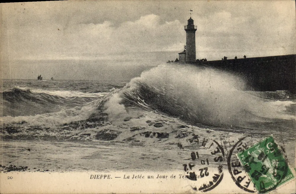 Dieppe — Ansicht der Mole an einem stürmischen Tag — Druckerei von Dieppe - Vorderseite